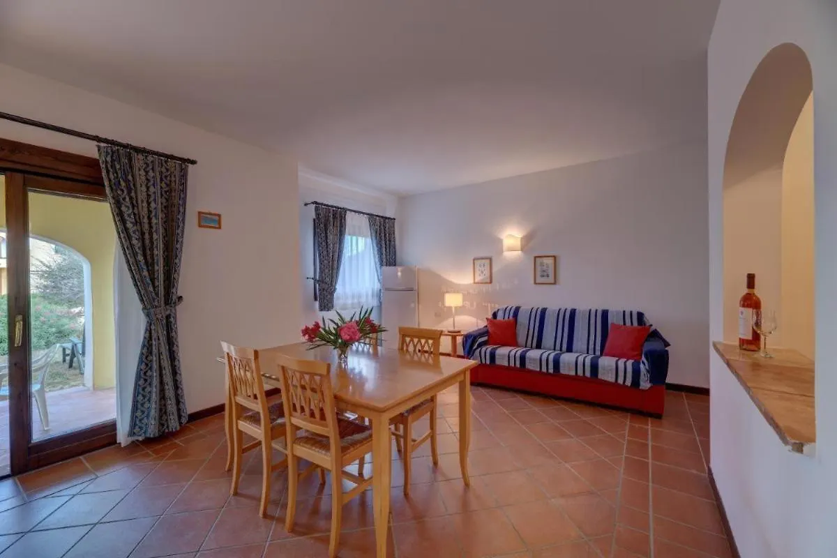 Charming Small Villa Bella Villetta Noi2082 Punta de su Torrione 0*,  Italia