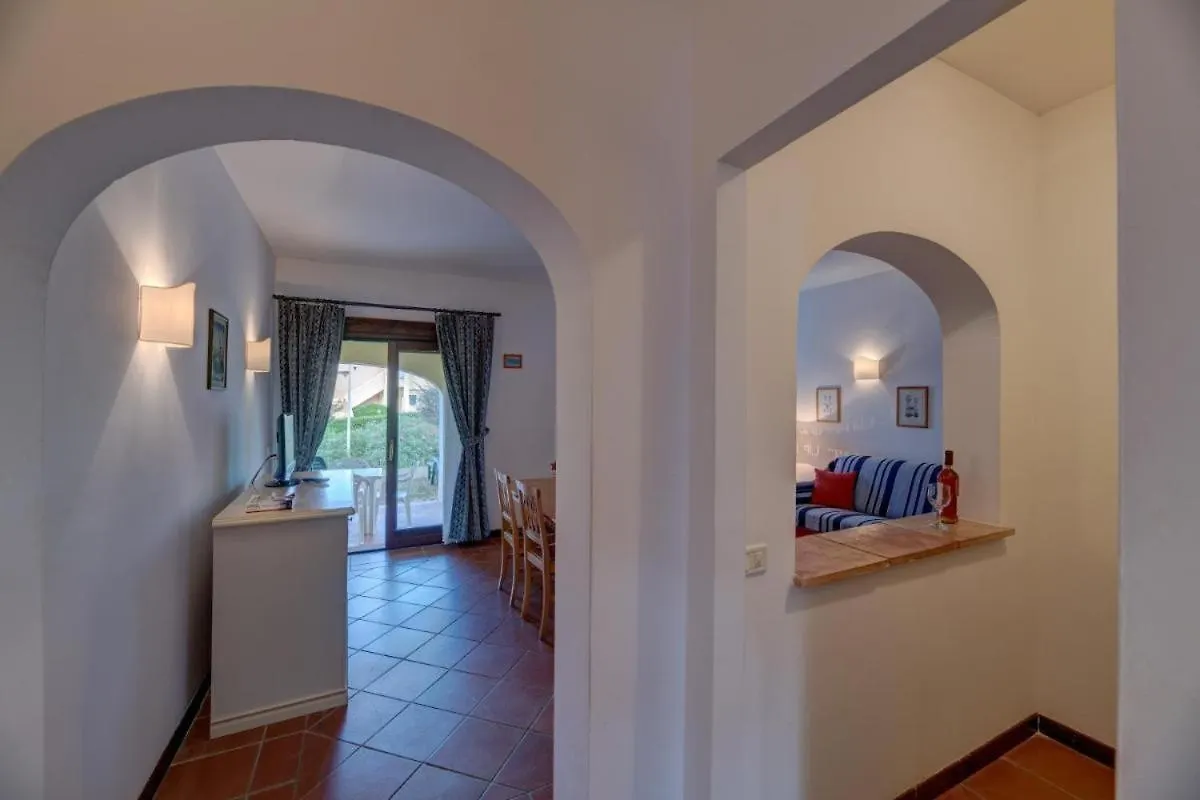 Charming Small Villa Bella Villetta Noi2082 Punta de su Torrione 0*,  Italia